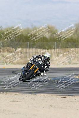 media/Jan-15-2026-Racers Edge (Thu) [[dfebeb70ab]]/2-A Group/Session 5 Turn 2/